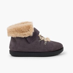 Girls fur boots with loop fasteners and chevron sole Grey