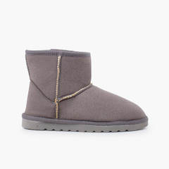 Low boots Australian type woman and children Grey