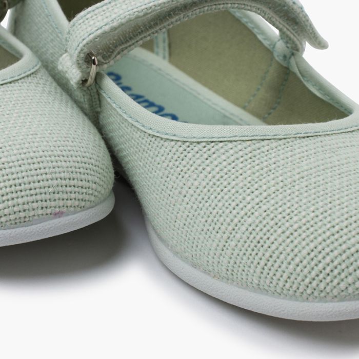 Cheap girls shoes 2025