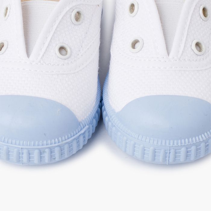 Girls trainers no laces discount