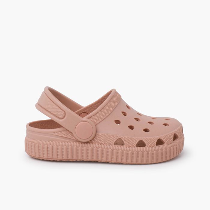 Trainer clogs store