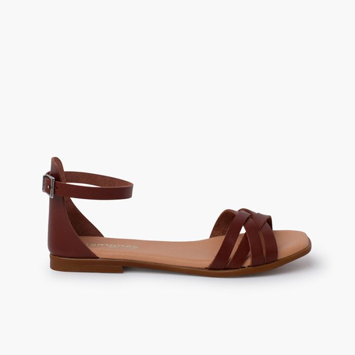 Leather strappy sandals heel pad