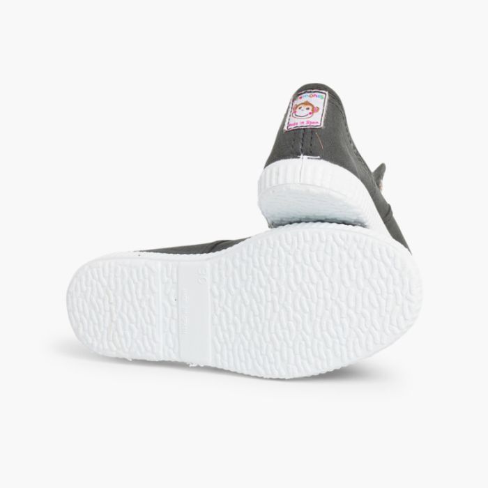 Girls trainers without laces shop